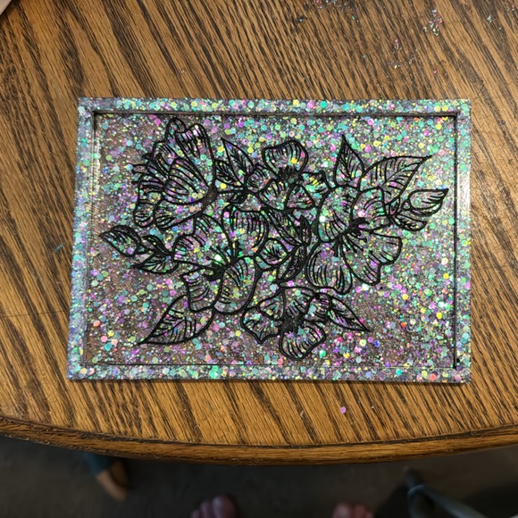 Resin Tray - Picture 1 of 1